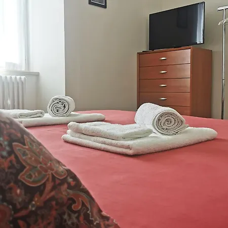 Le Noci Bed & Breakfast *